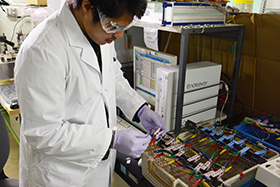 素材による性能差をチェック